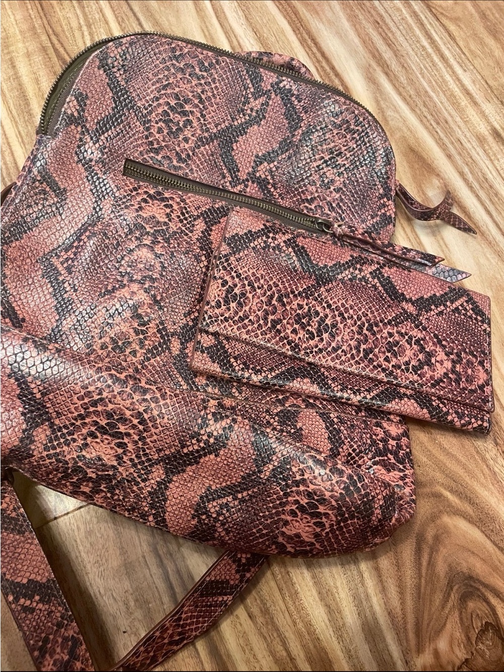 Able leather -Backpack/purse & wallet